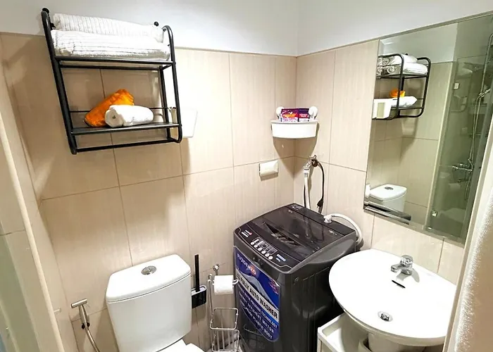 Monochrome Loft, Work, Create, Repeat! Moa Walking Distance! * Manila